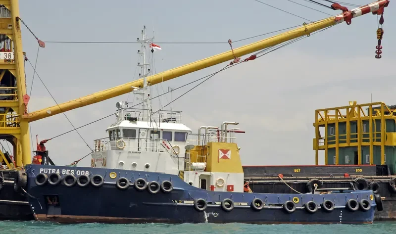 TB PUTRA BES 008 General Cargo IMO 9646364 photo 2