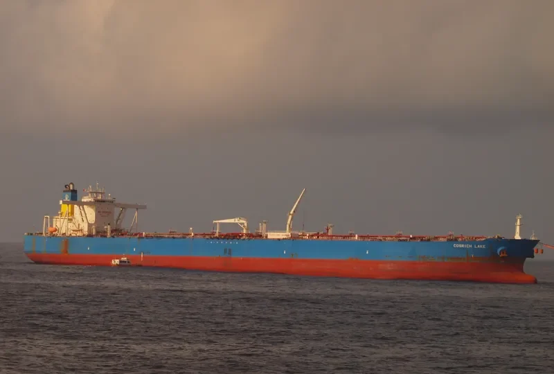 COSRICH LAKE Tanker IMO 9646986 photo 4