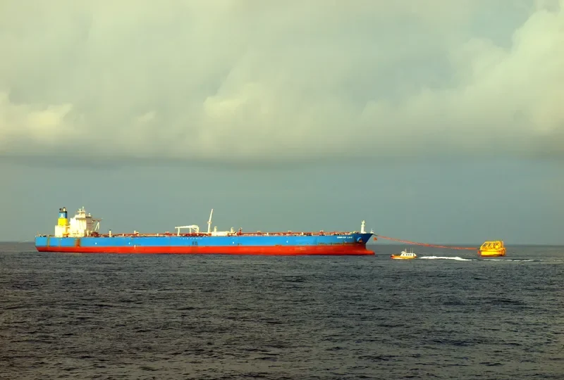 COSRICH LAKE Tanker IMO 9646986 photo 9