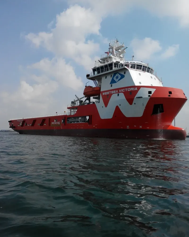 CREST VICTORIA Offshore Vessel IMO 9647033 photo 4