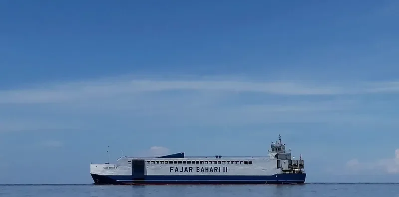 FAJAR BAHARI II Ro-Ro IMO 9647722 photo 4