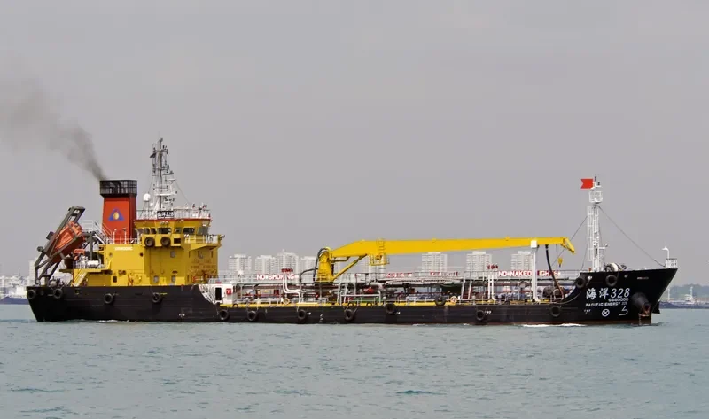 STRAITS HARMONY Tanker IMO 9647916 photo 2