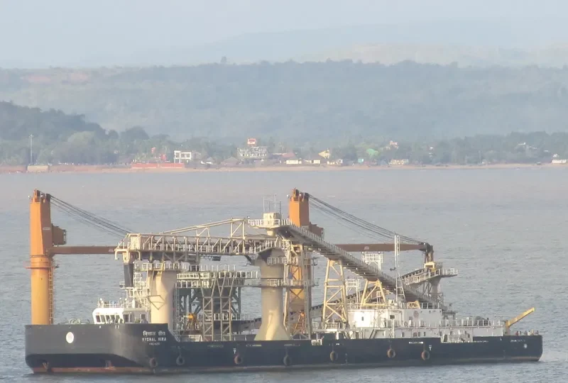 VISHAL HIRA Offshore Vessel IMO 9648037 photo 3