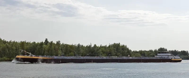 SOMTRANS XXXII Tanker IMO 9648922 photo 2