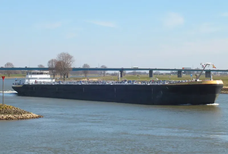 SOMTRANS XXXII Tanker IMO 9648922 photo 4