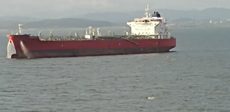 PIONEROS Tanker IMO 9650573 photo 3