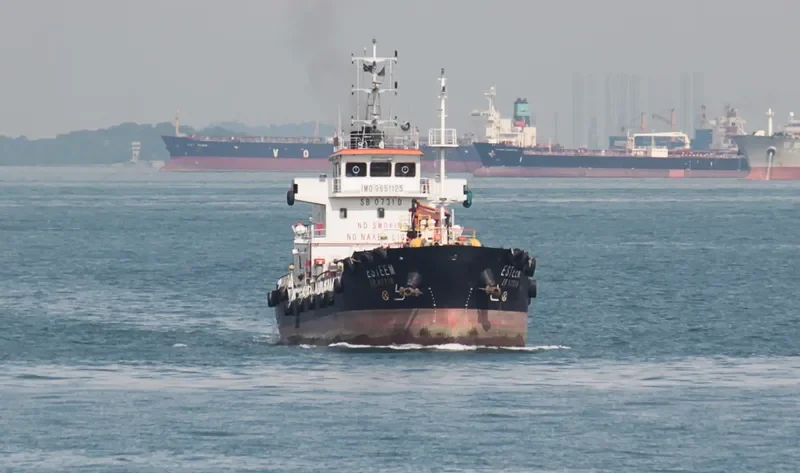 ESTEEM Tanker IMO 9651125 photo 4