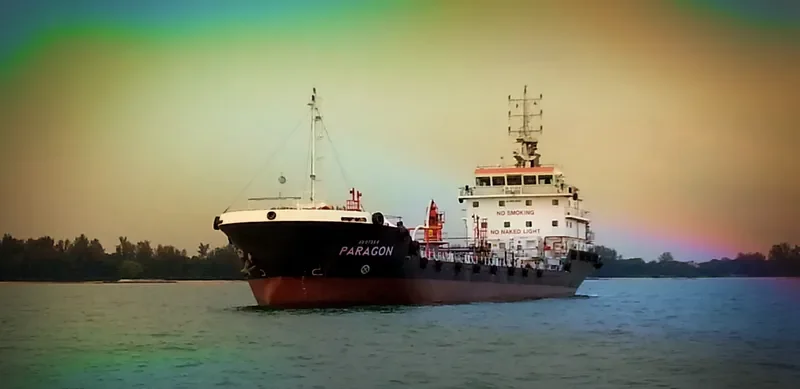 PARAGON Tanker IMO 9651864 photo 4