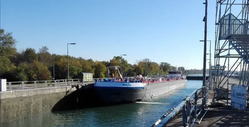 MALTA Tanker IMO 9652715 photo 6