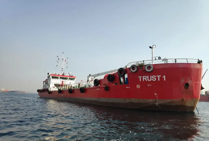 TRUST 1 Tanker IMO 9653343 photo 8