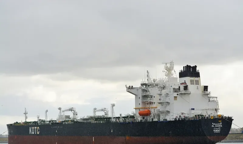 AL DASMA Tanker IMO 9653446 photo 2