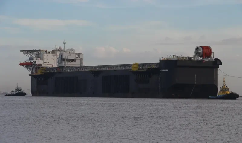 PETROBRAS 66 Tanker IMO 9654012 photo 2