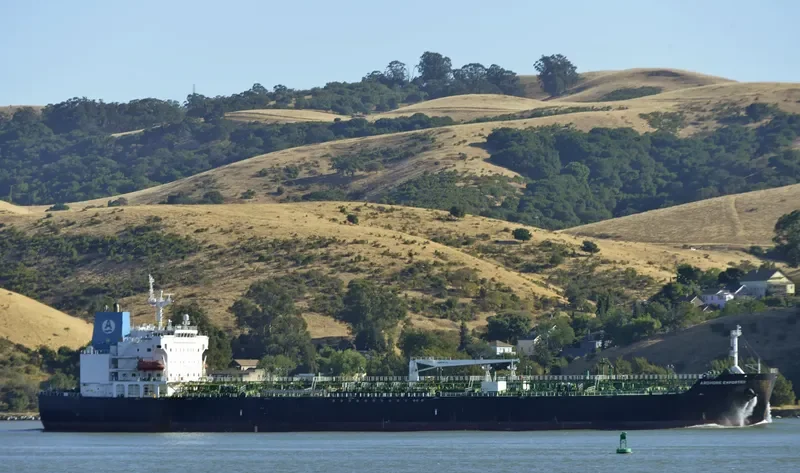 ARDMORE EXPORTER Tanker IMO 9654775 photo 3