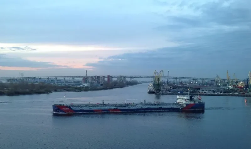 LOYALTY Tanker IMO 9655468