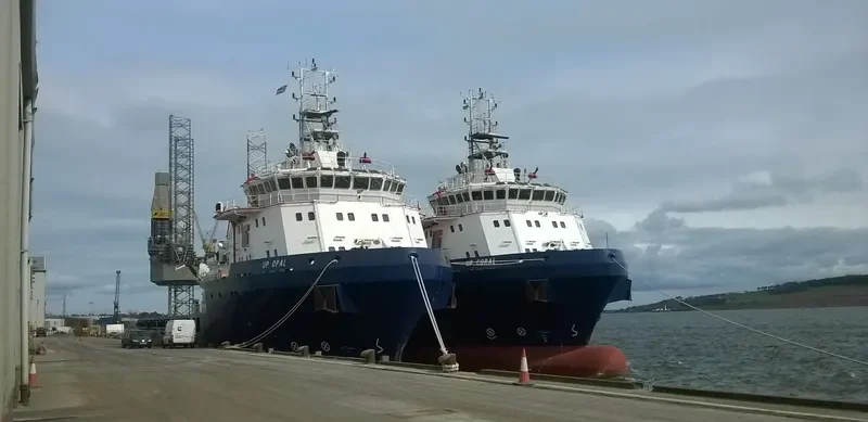 UP OPAL Offshore Vessel IMO 9655494 photo 3