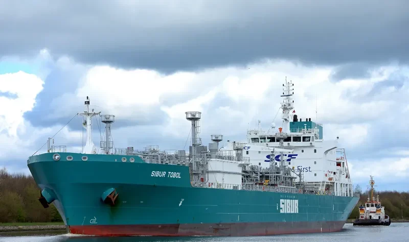 SIBUR TOBOL General Cargo IMO 9655511 photo 7