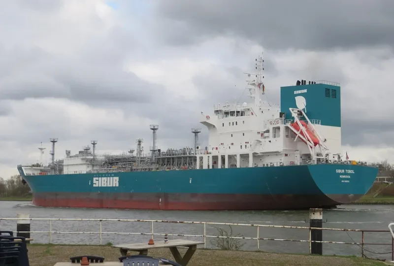 SIBUR TOBOL General Cargo IMO 9655511 photo 10