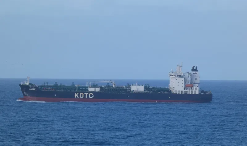 BURGAN Tanker IMO 9656022 photo 3