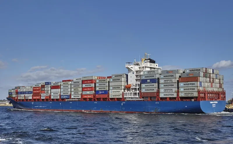 TOMMI RITSCHER Container Ship IMO 9656137 photo 5
