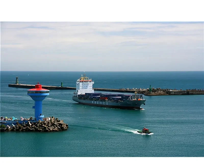 XIN MING ZHOU 18 Container Ship IMO 9656307 photo 2