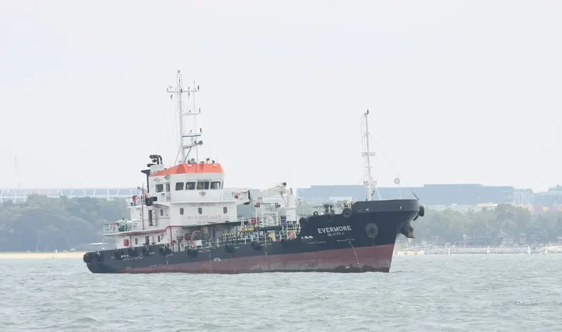 EVERMORE Tanker IMO 9656448 photo 3