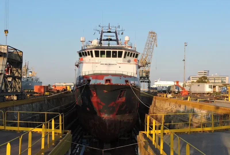 AMBROSIUS TIDE Offshore Vessel IMO 9656474 photo 2