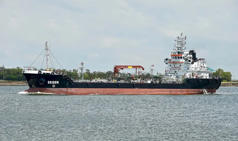 SEGER Tanker IMO 9656876 photo 2