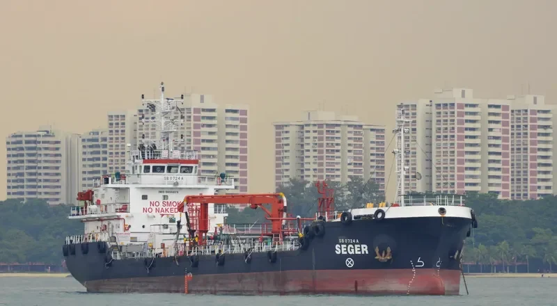 SEGER Tanker IMO 9656876 photo 8
