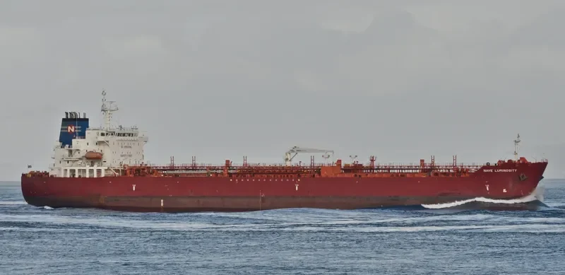 NAVE LUMINOSITY Tanker IMO 9657040 photo 3