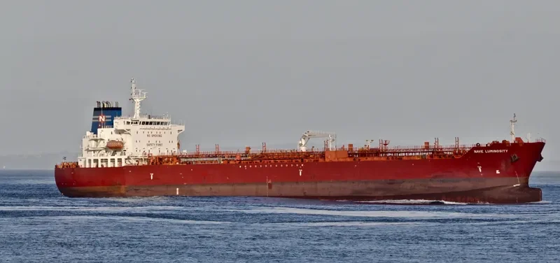 NAVE LUMINOSITY Tanker IMO 9657040 photo 4