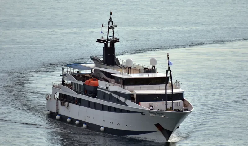 VARIETY VOYAGER Passenger Ship IMO 9657090 photo 3