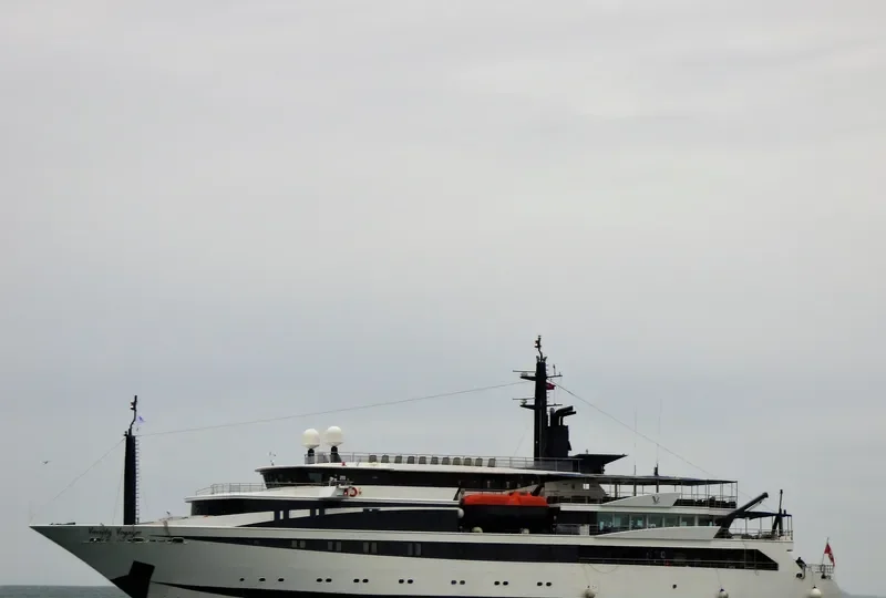 VARIETY VOYAGER Passenger Ship IMO 9657090 photo 9