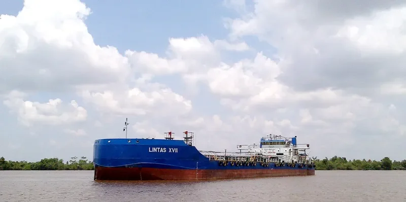 LINTAS XVII Tanker IMO 9657234