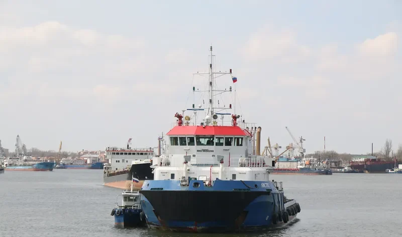 ARCTIC Offshore Vessel IMO 9658288 photo 8