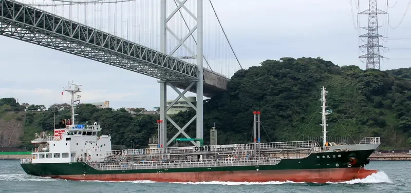 REBUN MARU NO.3 Tanker IMO 9658317 photo 3