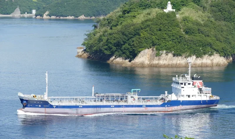 RIEI MARU Tanker IMO 9658537 photo 4