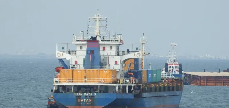 INTAN DAYA 9 General Cargo IMO 9659529 photo 2