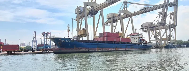 INTAN DAYA 9 General Cargo IMO 9659529 photo 4