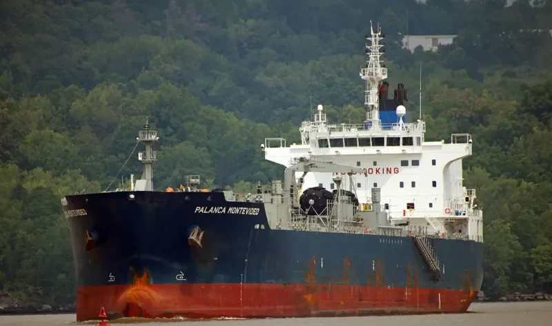 THE BLACKSMITH Tanker IMO 9659660 photo 8