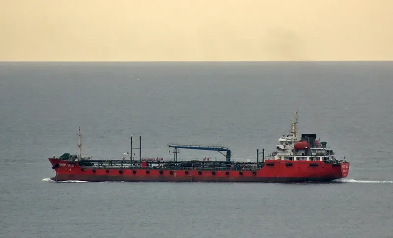 FAIRY TALE Tanker IMO 9660413 photo 4