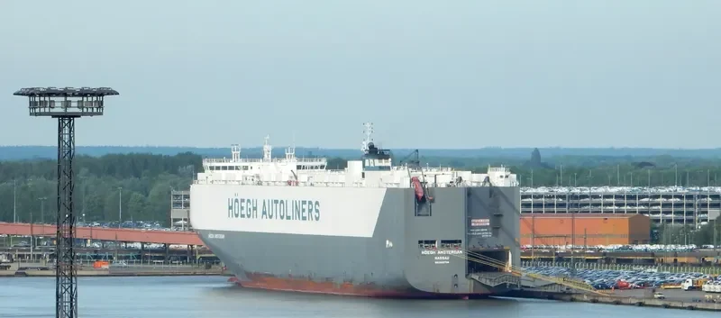 HOEGH AMSTERDAM General Cargo IMO 9660798 photo 2