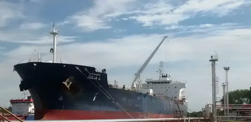 JULIA L Tanker IMO 9661247