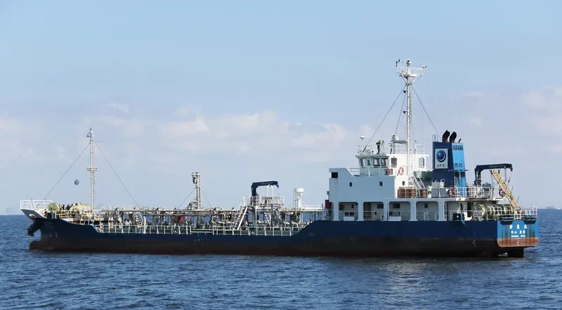 SHINSHIN MARU Tanker IMO 9661780 photo 5