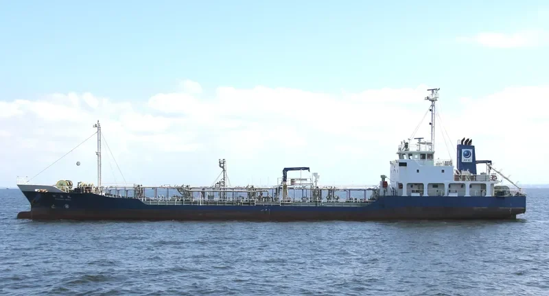 SHINSHIN MARU Tanker IMO 9661780 photo 6