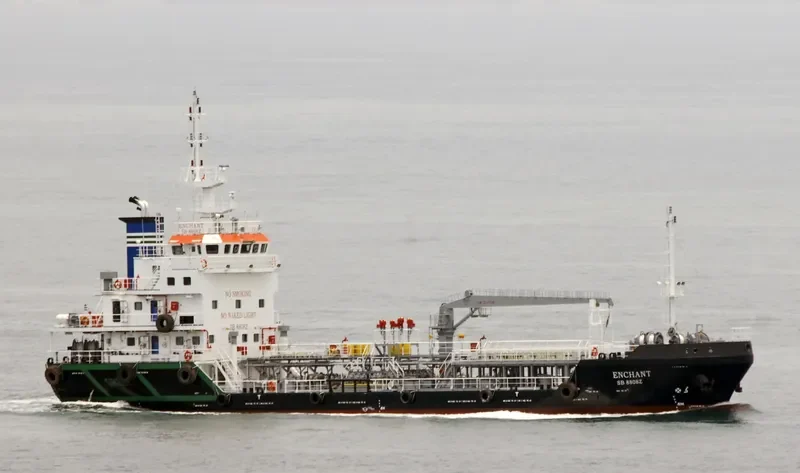 ENCHANT Tanker IMO 9662667 photo 6