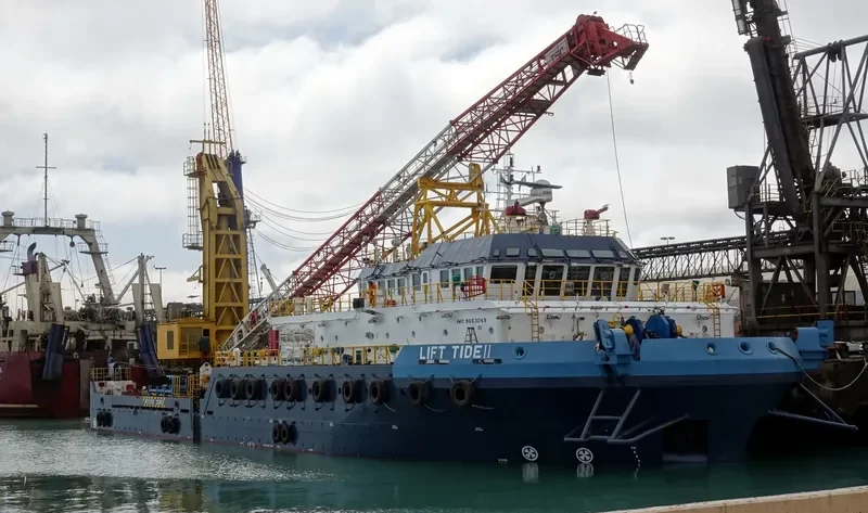 LIFT TIDE II Offshore Vessel IMO 9663049 photo 2