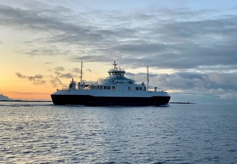 LOVUND Ro-Ro IMO 9664471 photo 9