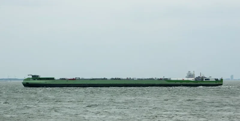ECOTANKER II Tanker IMO 9664990 photo 4