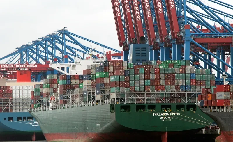 THALASSA PISTIS Container Ship IMO 9665619 photo 2