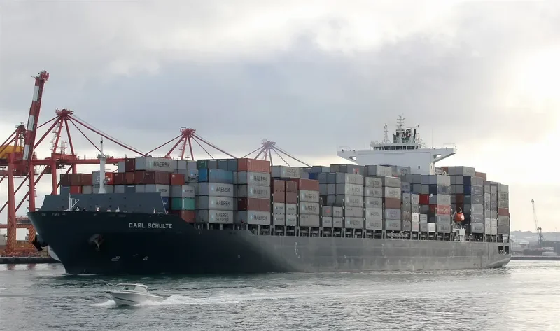 KMTC MUMBAI Container Ship IMO 9665695 photo 5